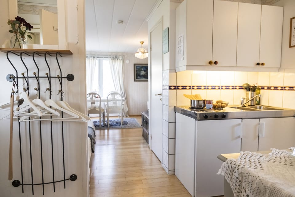 House, 2 Bedrooms, Garden View, Lakeside | Private kitchen