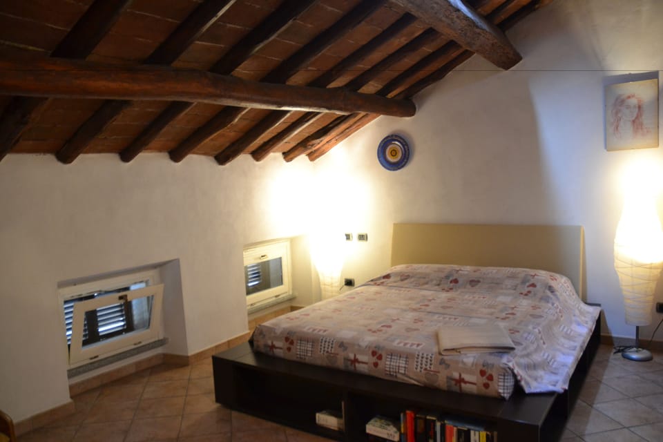 Double Room, Private Bathroom (external) | Desk, free WiFi
