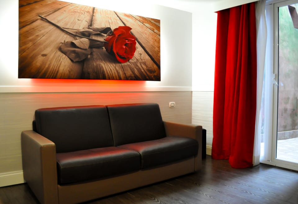 Annex Appartment | Living area | TV