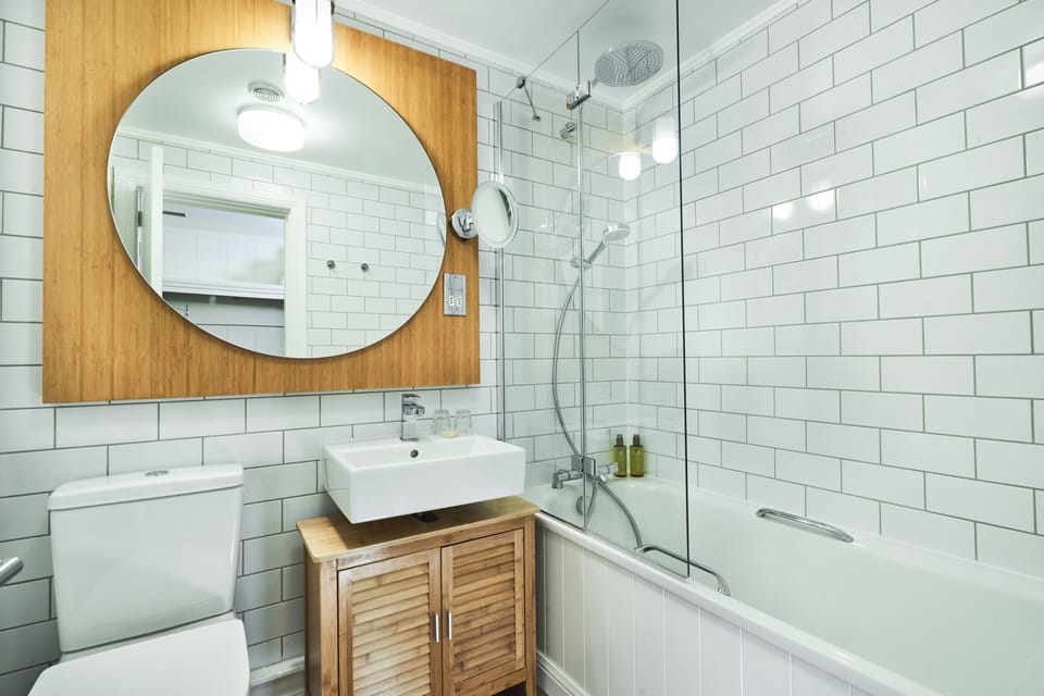 Free toiletries, hair dryer, towels