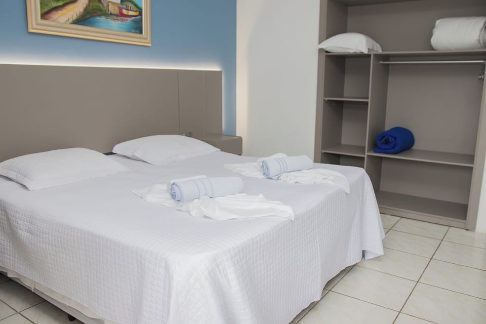 Superior Double or Twin Room, 1 Double Bed | Minibar, free cribs/infant beds, free WiFi, bed sheets