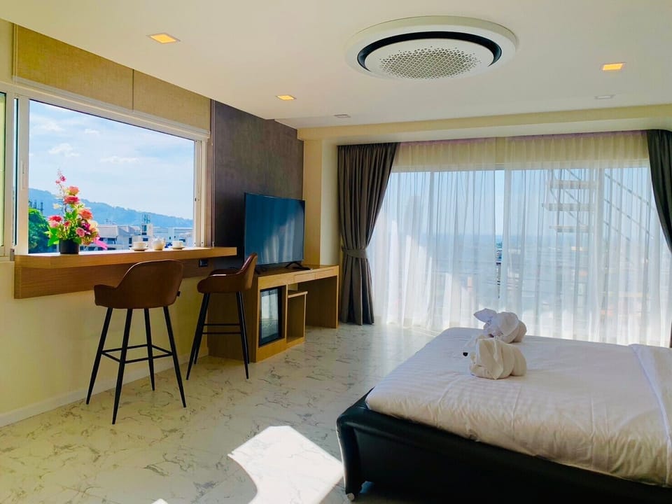 Honeymoon Room, Sea View | In-room safe, individually decorated, individually furnished, desk