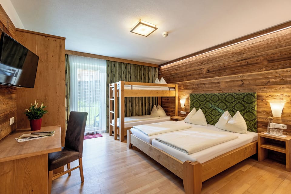 Family Room (2 Adults + 2 Children) | WiFi (free), bed sheets