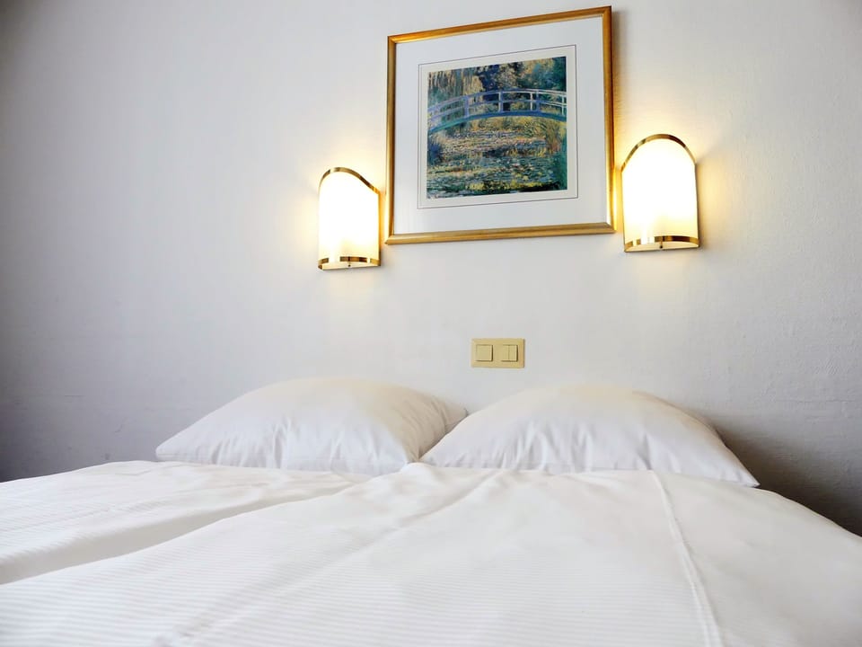 Desk, iron/ironing board, free cribs/infant beds, free WiFi