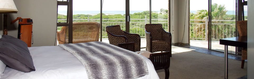 In-room safe, desk, soundproofing, iron/ironing board