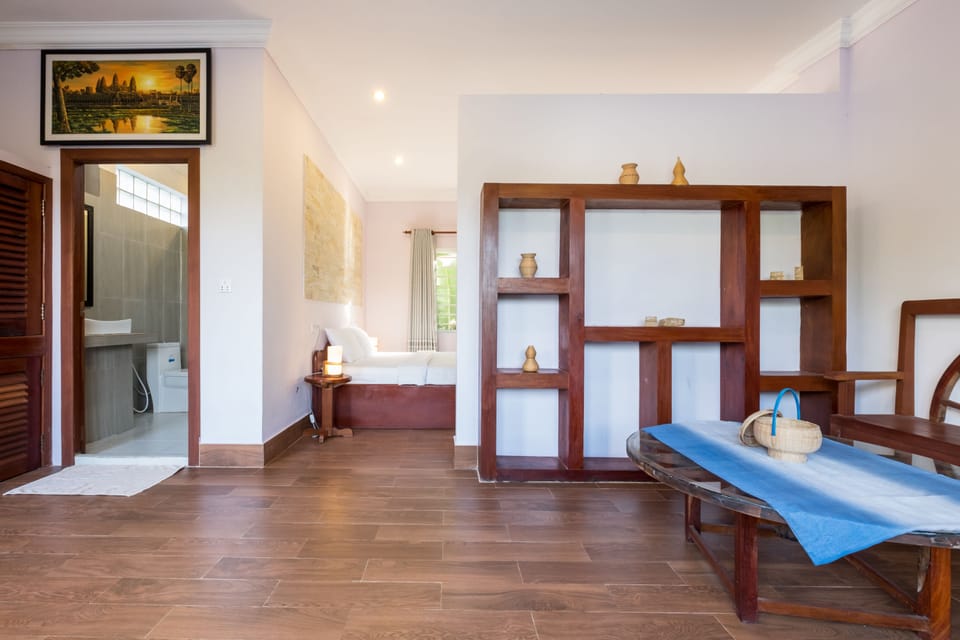 Superior Double Room | Living area | Flat-screen TV
