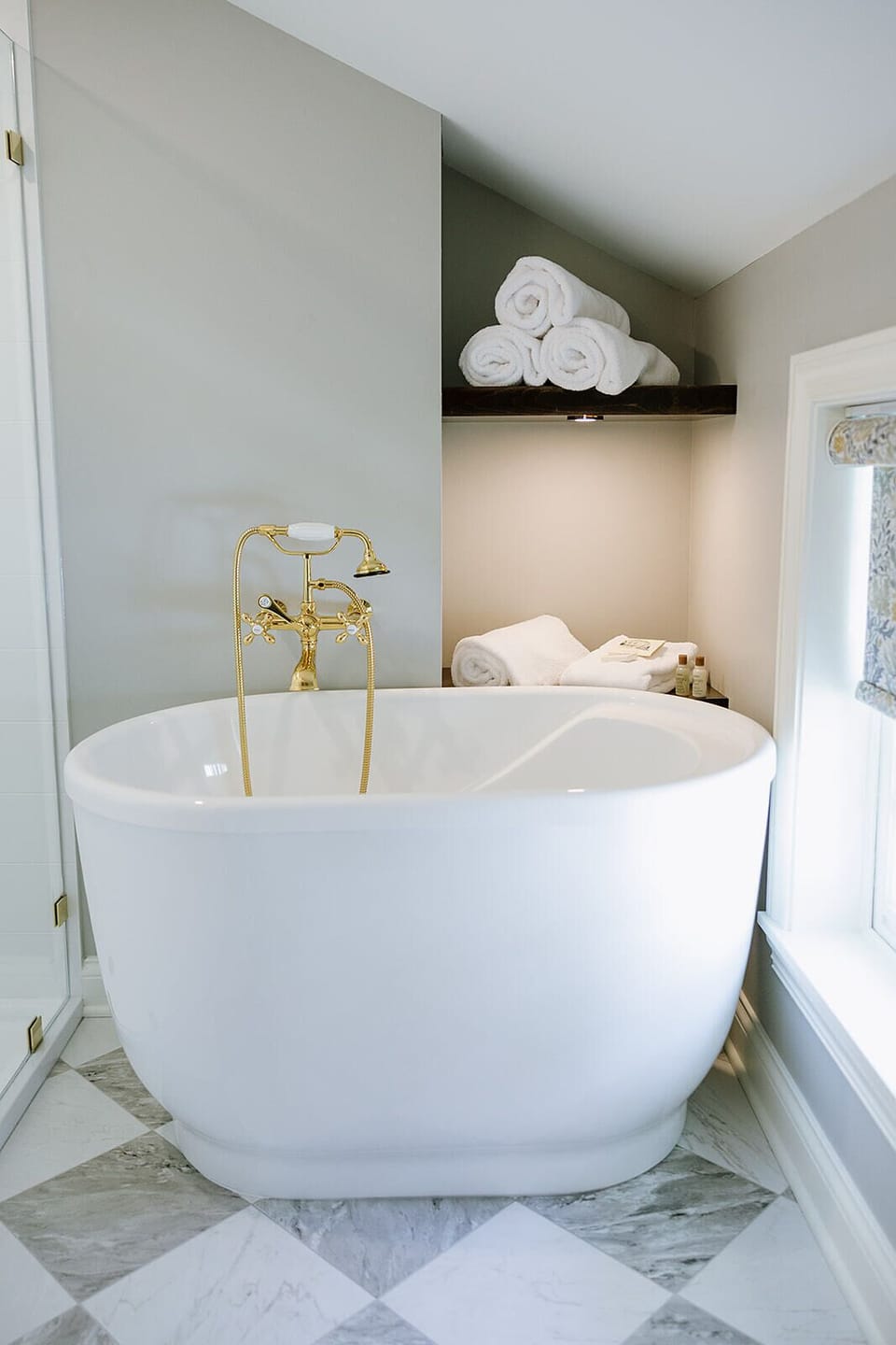 Cottage (The Cole House, built in 1842) | Bathroom