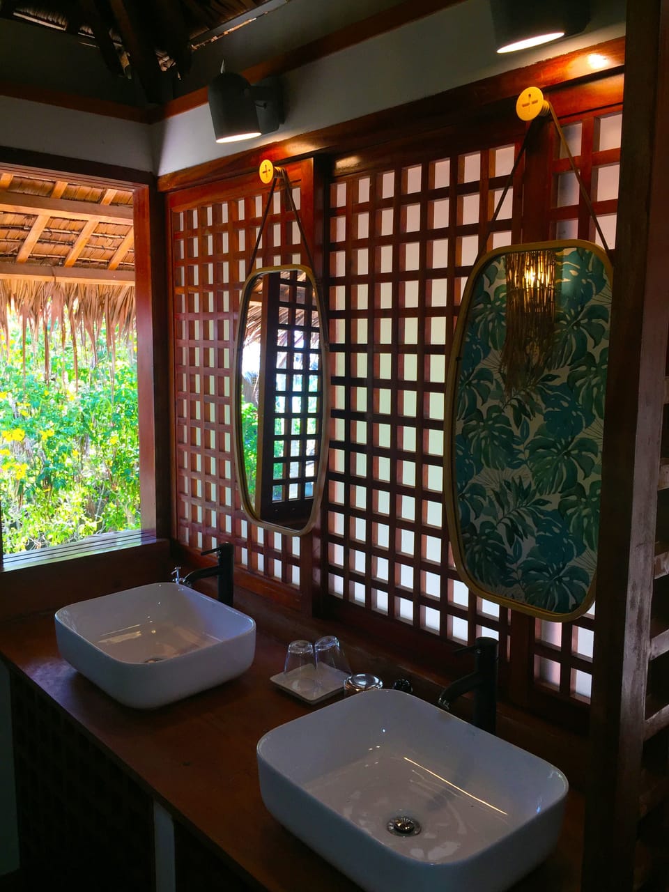 Les Maisons D'itac Bed and Breakfast in Central Visayas