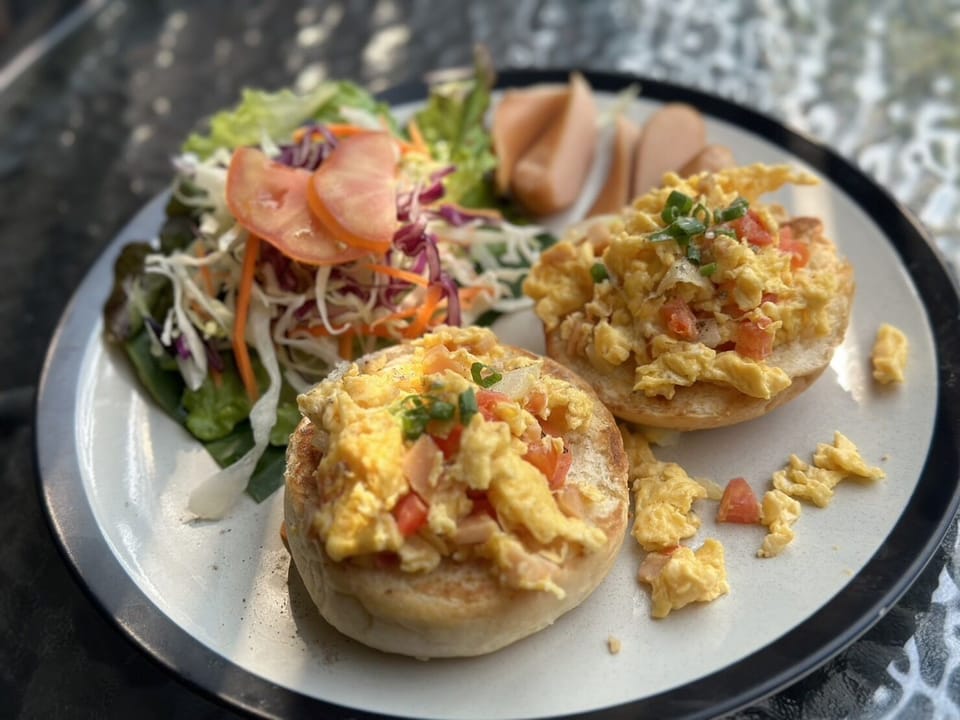Breakfast, lunch and dinner served