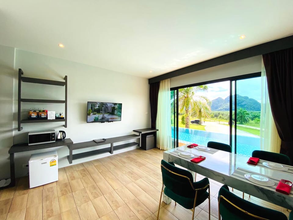 Family Pool Access with Balcony | Room amenity