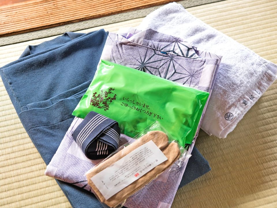 	Japanese Style Room with Partially Open Air Bath - 4 Futons | Room amenity
