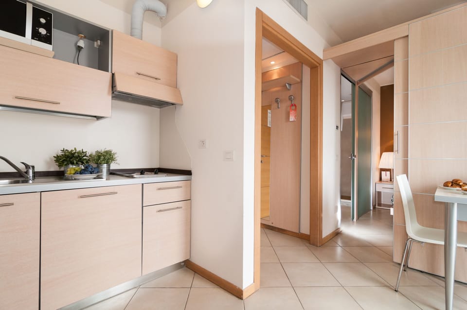 Private kitchenette