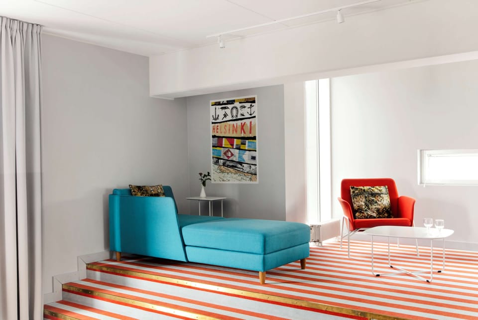 Premium Room | Premium bedding, down comforters, memory foam beds, minibar