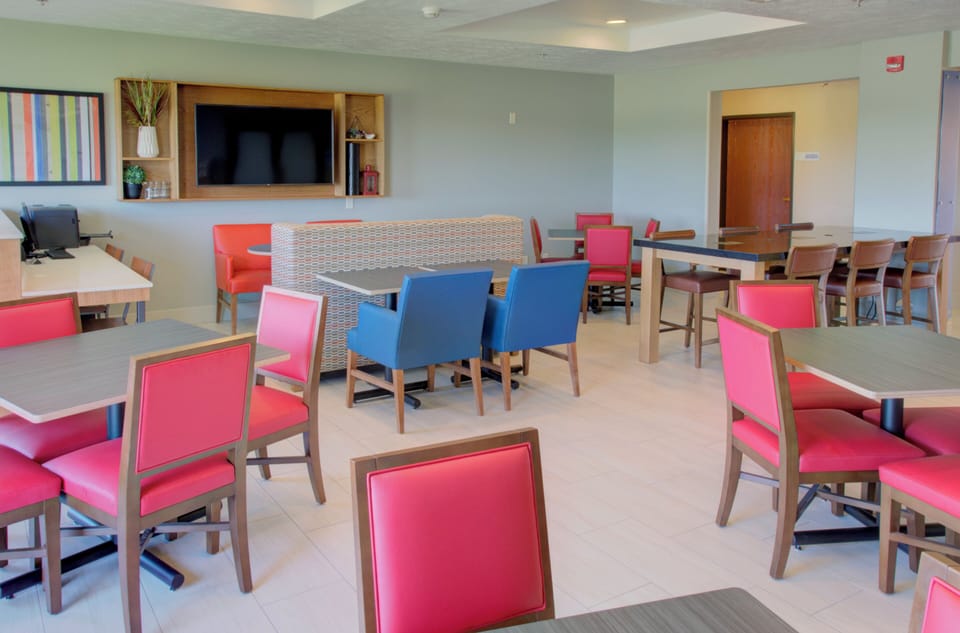 Free buffet breakfast