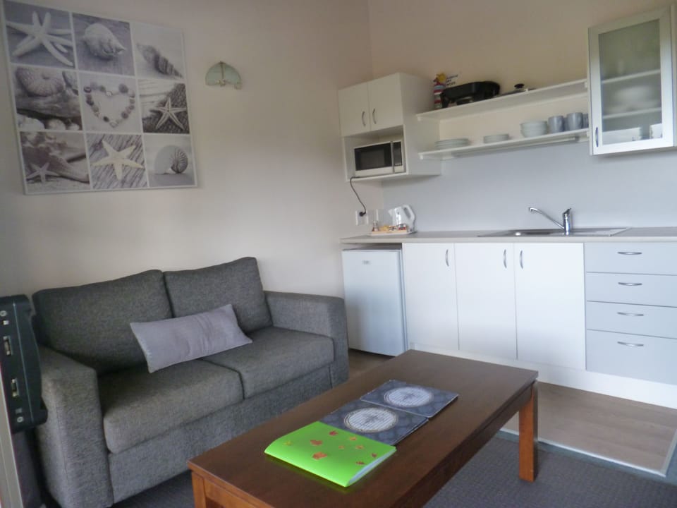 Balcony View #4 | Private kitchen | Fridge, microwave, stovetop, coffee/tea maker