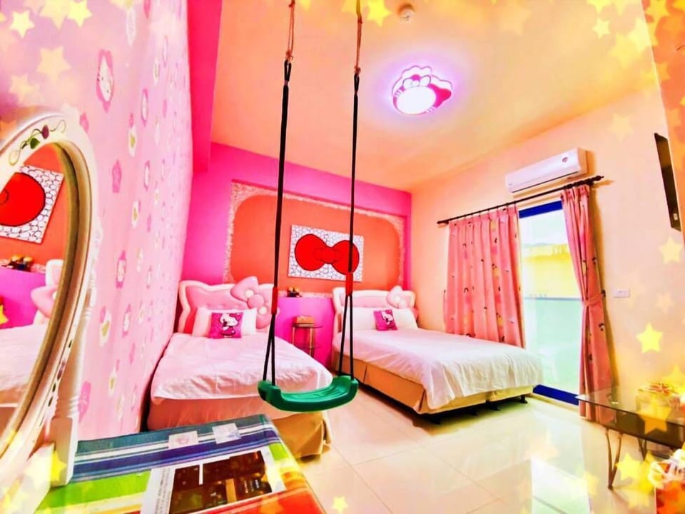 Premium bedding, down comforters, pillowtop beds, individually decorated