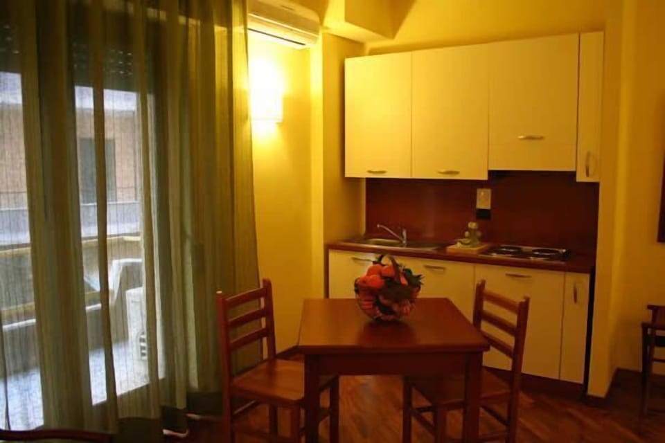 In-room dining