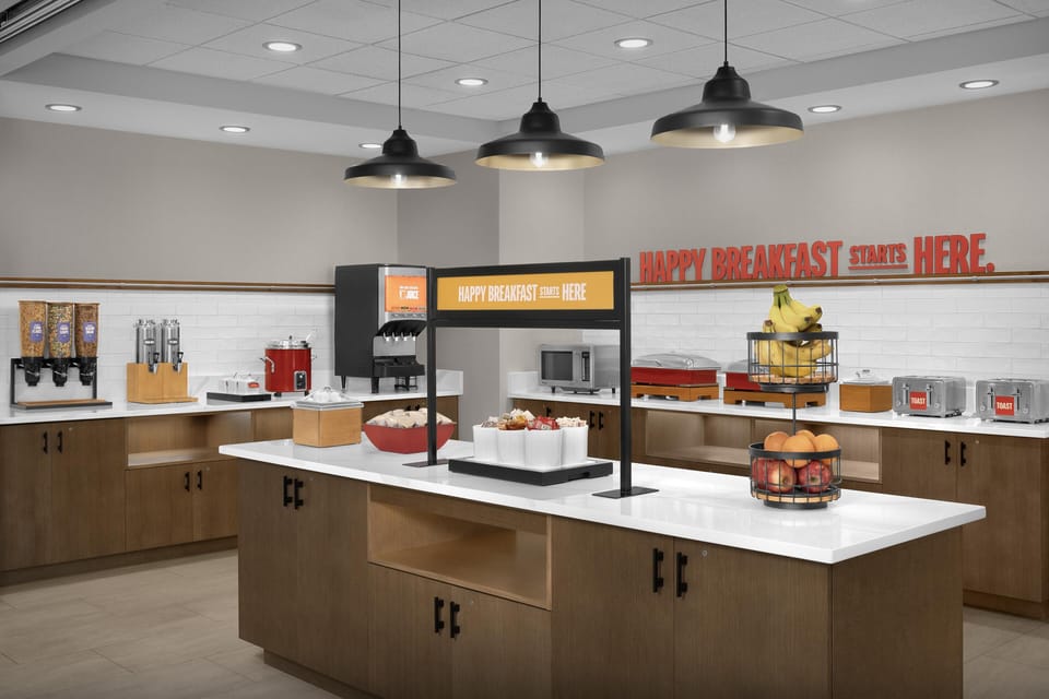 Free daily continental breakfast