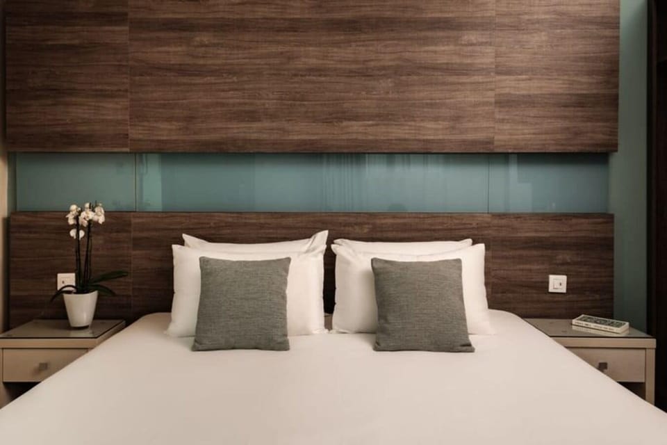 Standard Double or Twin Room | Minibar, in-room safe, desk, laptop workspace