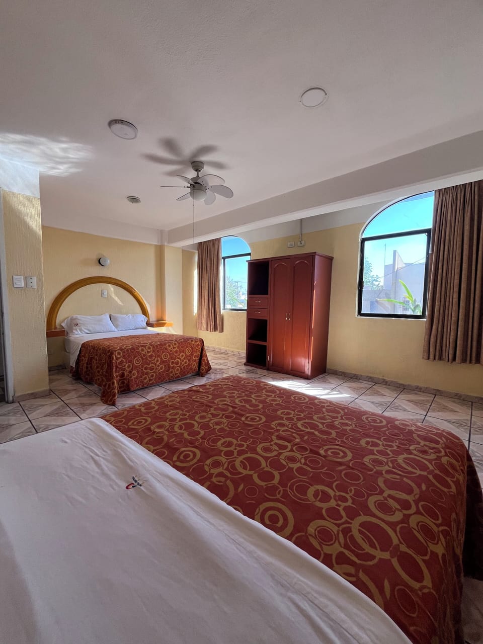 Free WiFi, bed sheets