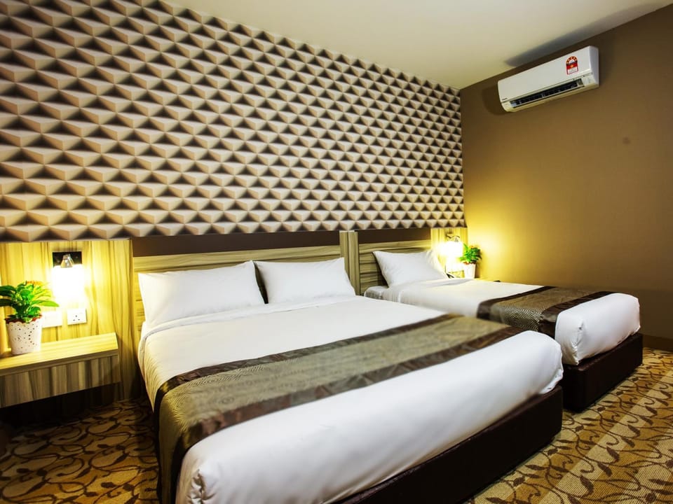 Minibar, desk, soundproofing, rollaway beds