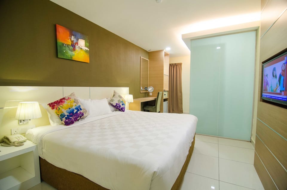 Standard Queen Room | WiFi (free)