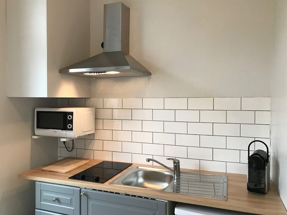 Standard Apartment, Ensuite | Bathroom | Towels