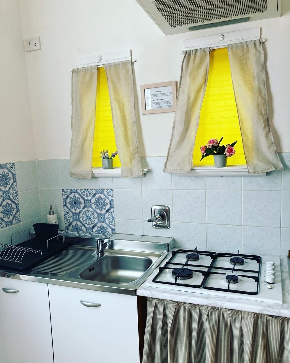 Apartment, 2 Bedrooms, Kitchen, Park View | Private kitchen | Fridge, espresso maker, coffee/tea maker, electric kettle