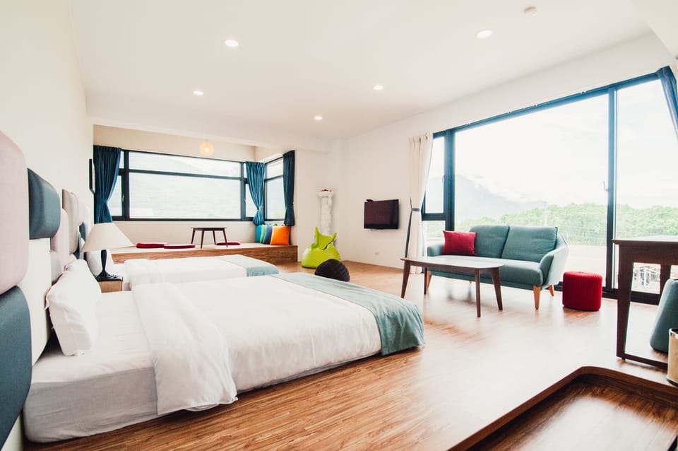 Quadruple Room | Premium bedding, individually decorated, individually furnished, desk
