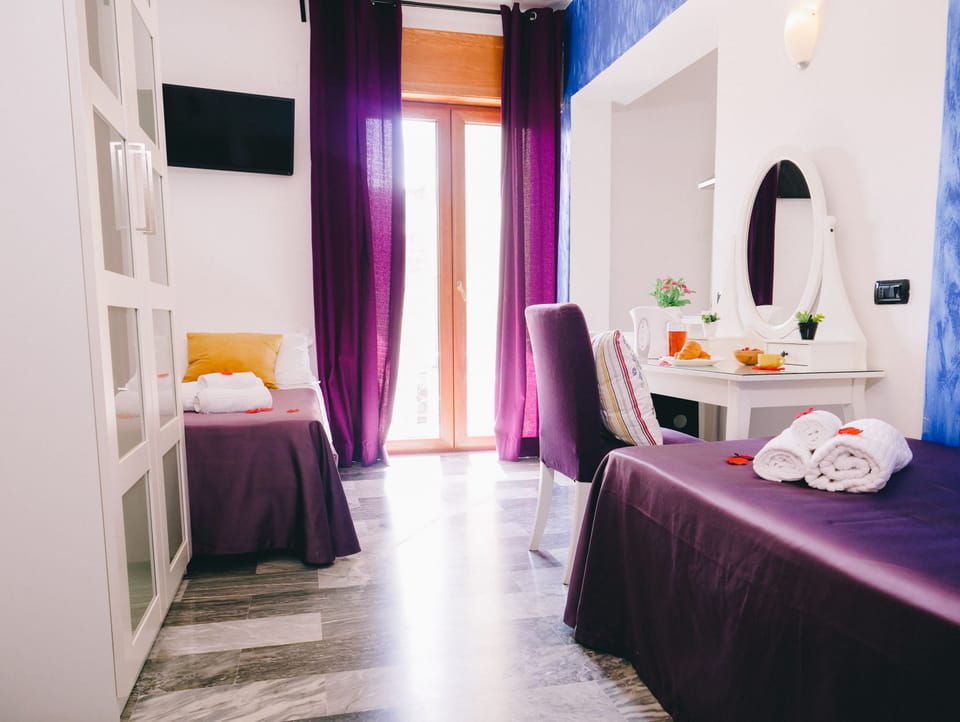 Basic Twin Room, 2 Twin Beds | Premium bedding, in-room safe, individually furnished, desk