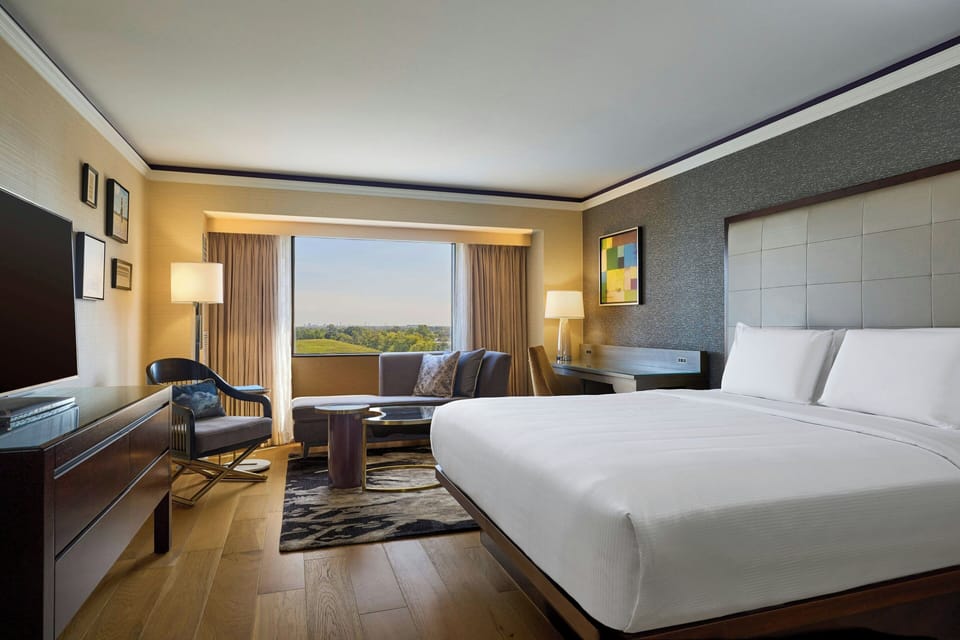 1 bedroom, premium bedding, in-room safe, desk