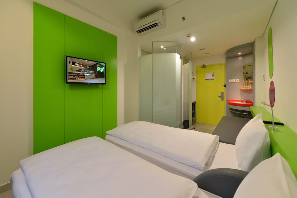 In-room safe, desk, free WiFi, bed sheets
