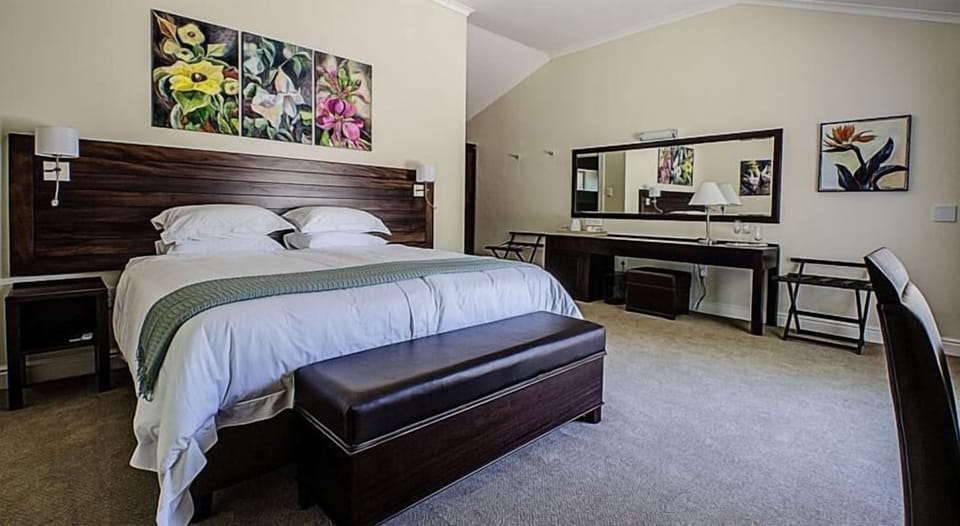 Premium bedding, pillowtop beds, in-room safe, individually furnished