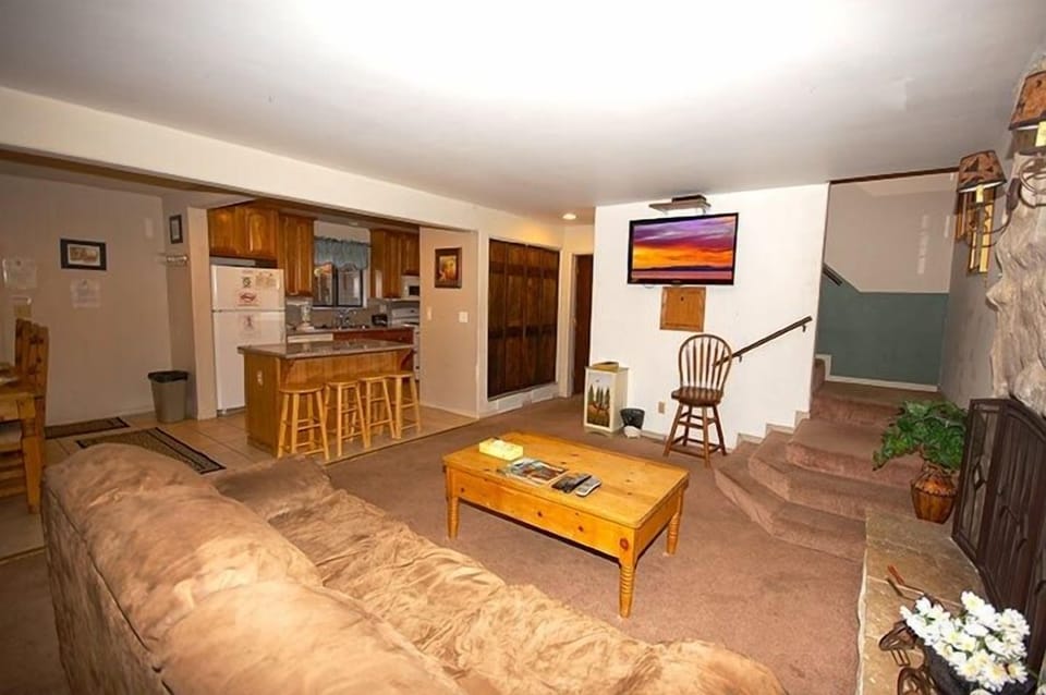 House, 4 Bedrooms | Interior
