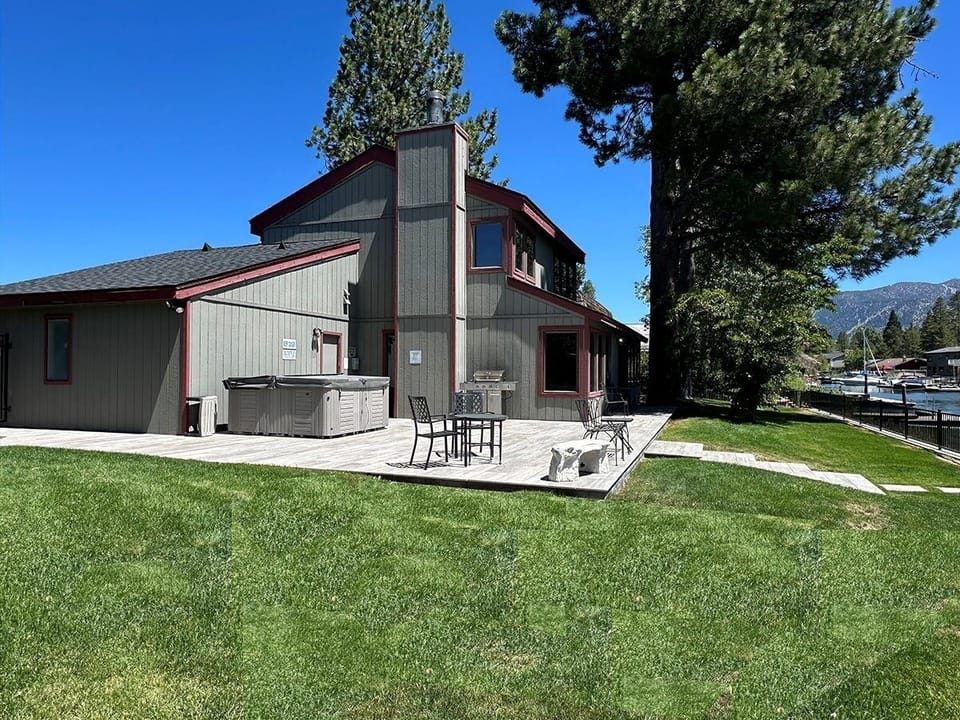 House, 4 Bedrooms | Terrace/patio