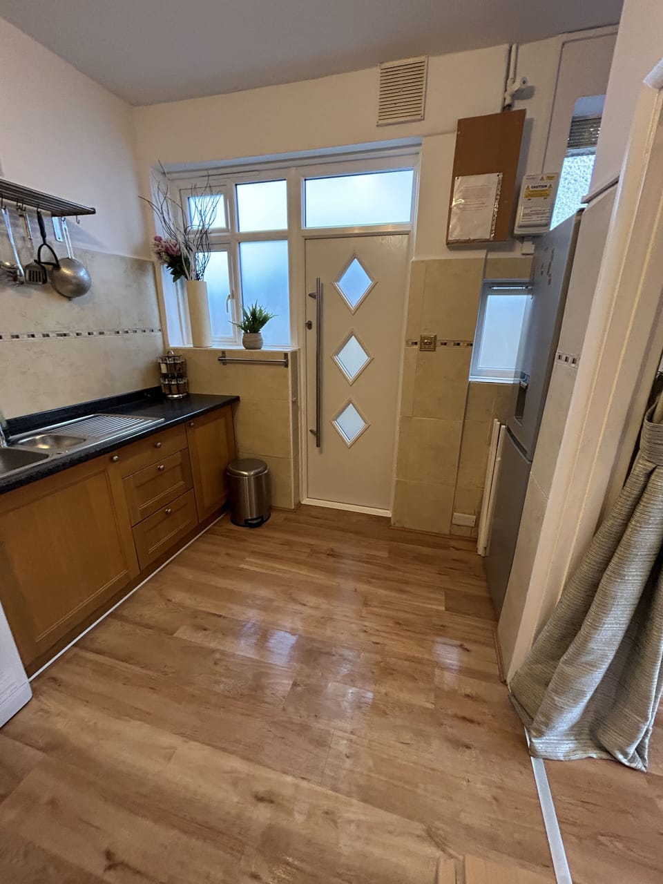 Studio | Private kitchen | Full-size fridge, microwave, oven, stovetop
