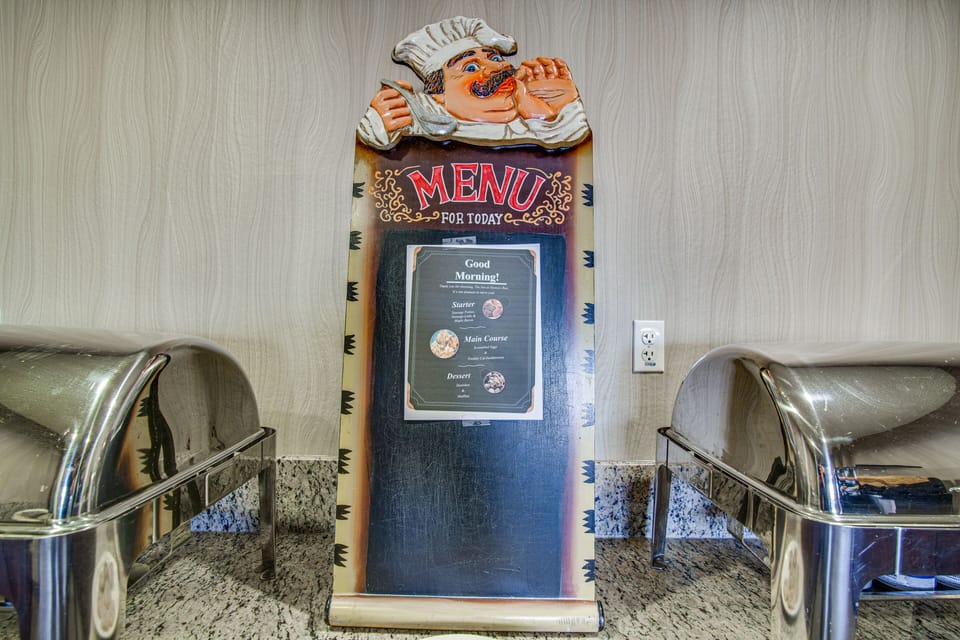 Free daily continental breakfast