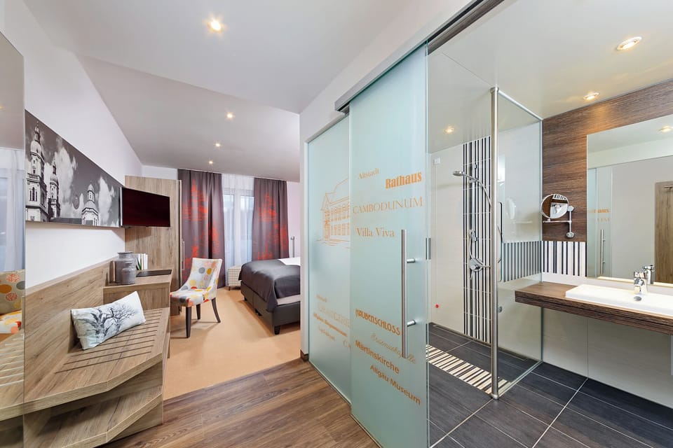 Shower, free toiletries, hair dryer, bathrobes