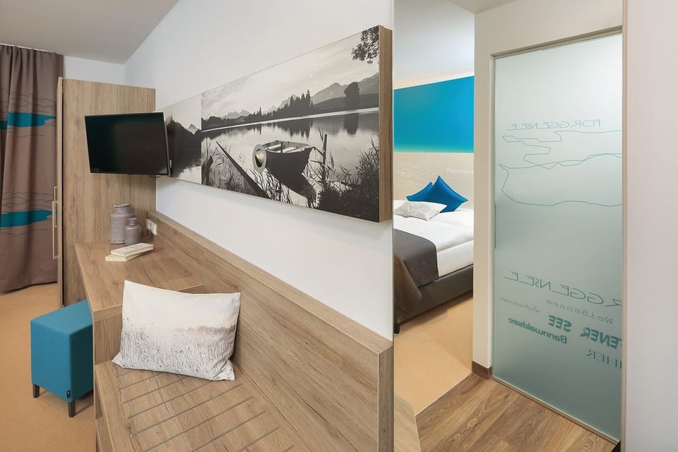 Double Room, Balcony (Non Smoking) | Hypo-allergenic bedding, desk, blackout drapes, free WiFi