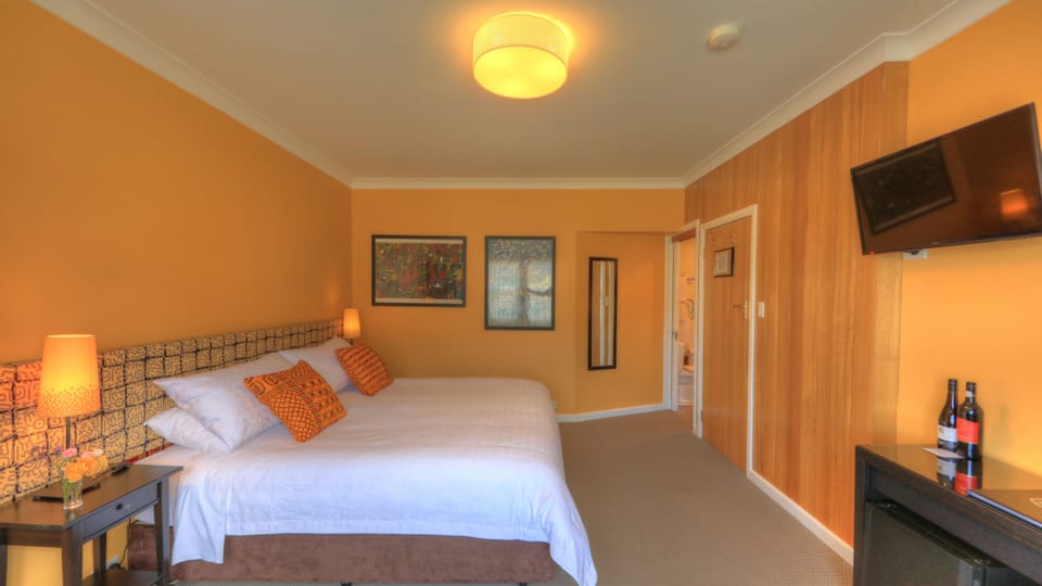 Double or Twin Room, Accessible, Garden View | Premium bedding, down comforters, pillowtop beds, minibar