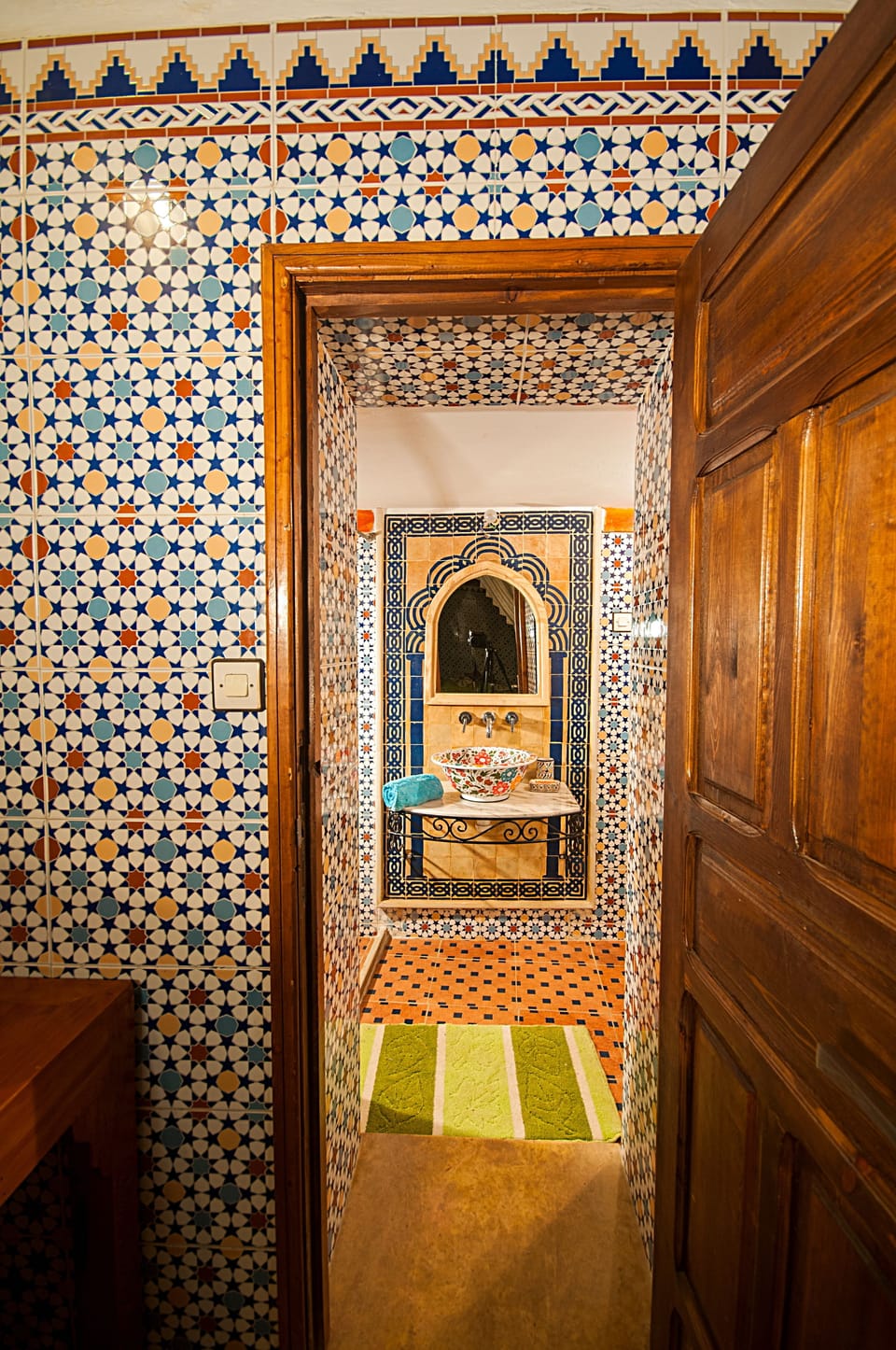 Standard Double Room (Yassmine) | Desk, blackout drapes, soundproofing, iron/ironing board