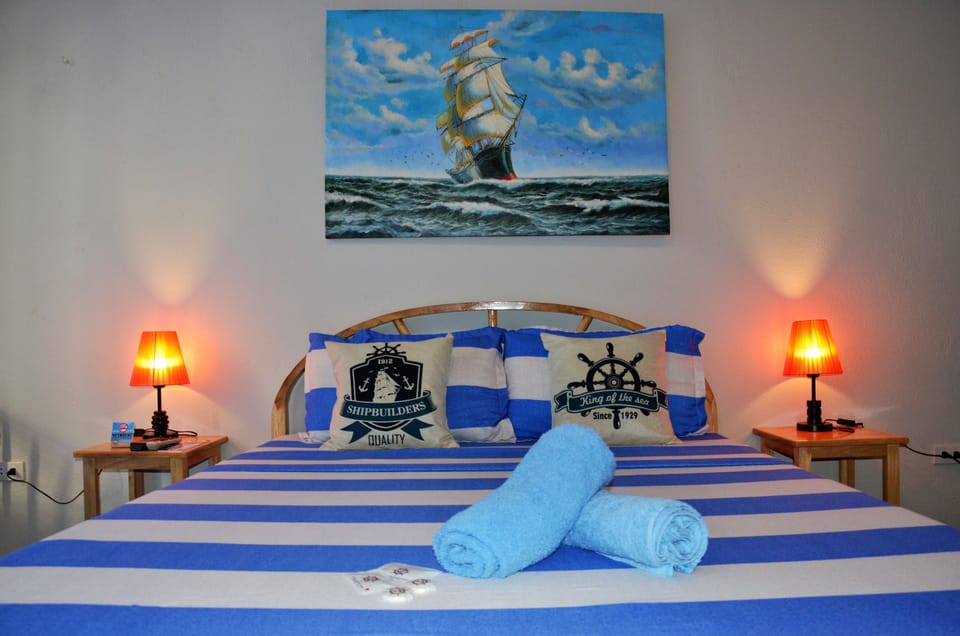 Standard Double Room | Minibar, in-room safe, free WiFi, bed sheets