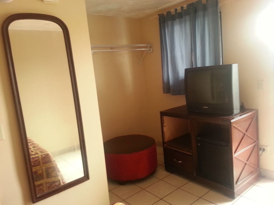 Standard Room, 1 Double Bed | Room amenity