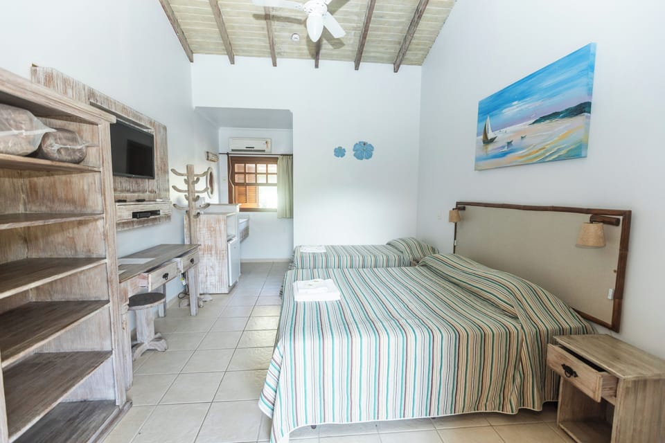 Suite | 1 bedroom, minibar, in-room safe, individually furnished