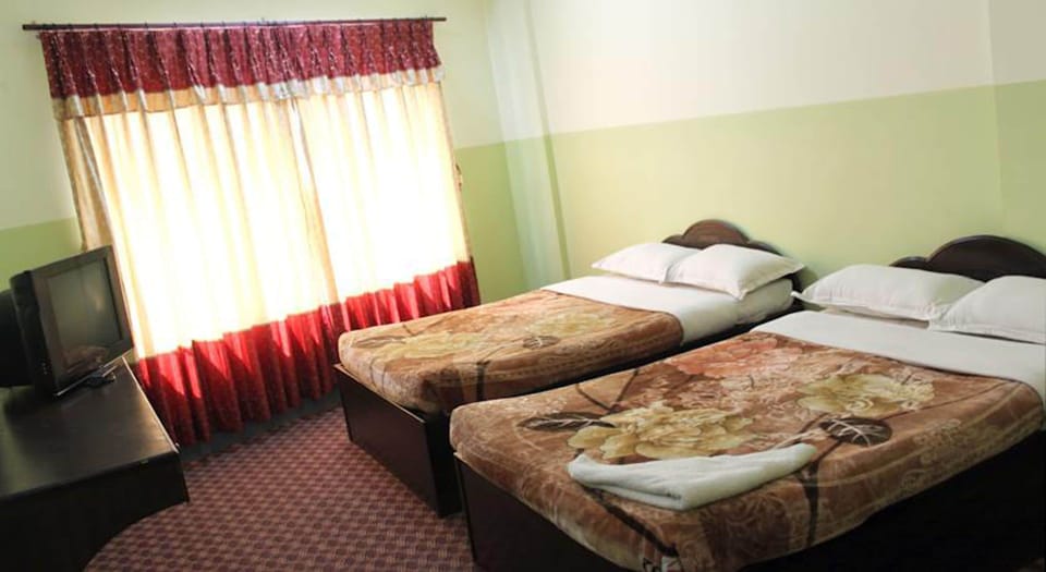 Standard Double or Twin Room | In-room safe, desk, iron/ironing board, free WiFi