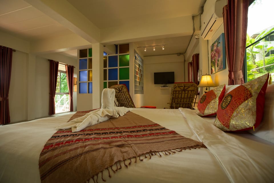 Family Suite, 1 Bedroom, Connecting Rooms, River View | In-room safe, individually decorated, individually furnished