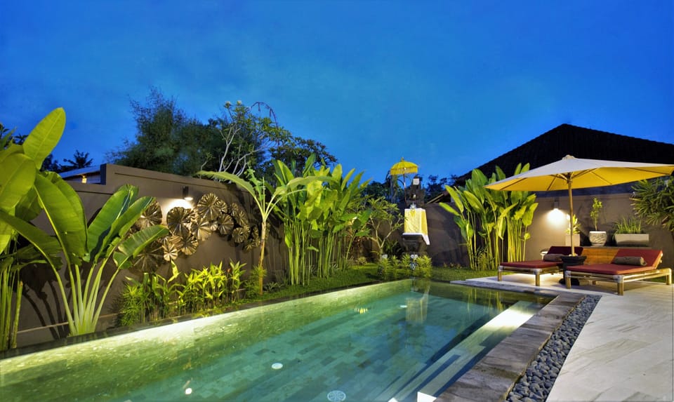Infinity pool