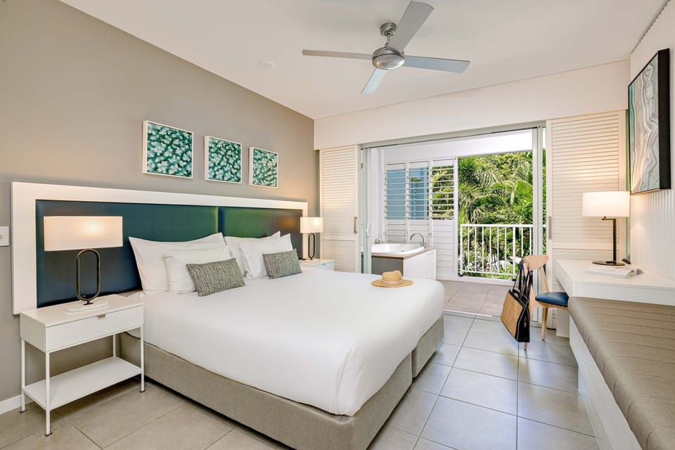 In-room safe, iron/ironing board, Internet, bed sheets