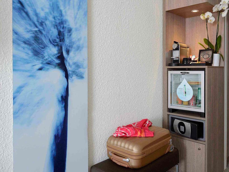 Minibar, in-room safe, desk, blackout drapes