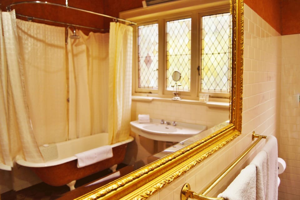 Buxton Manor Hotel in Adelaide